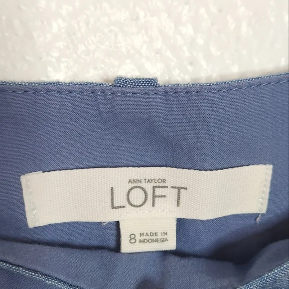 Ann Taylor LOFT "The Riviera" Scalloped Shorts - Picture 2 of 3